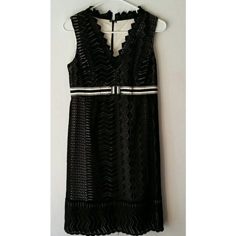 Anna Sui Mini Dress Black Cream Combo Sleeveless Lace Lined  Womens Sz 6 - Picture 5 of 5